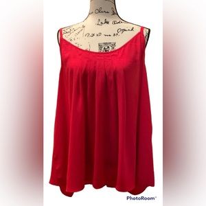 Torrid GEORGETTE CRISSCROSS BACK TANK TOP
Item # 10579640 - Great condition